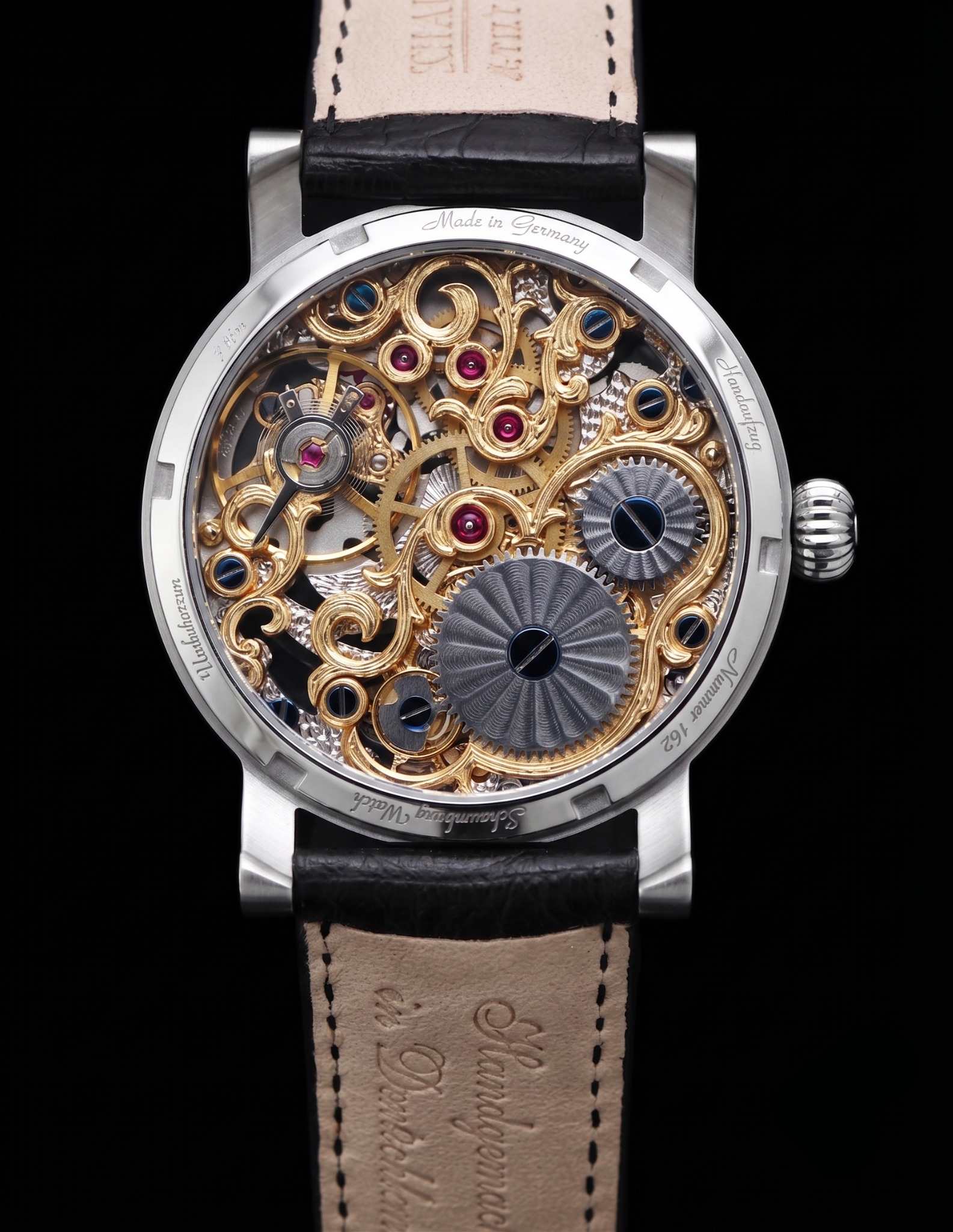 Rückseite der Schaumburg Watch Sinfonie als Vorlage der Werkbearbeitung