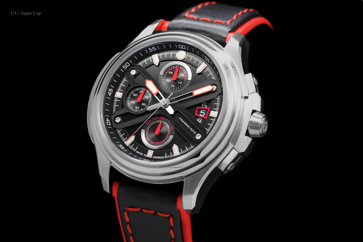 GT-SuperCup Chronograph aus seitlichem Winkel