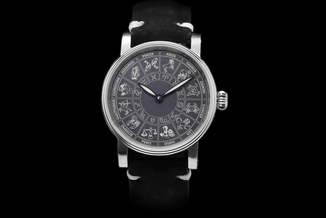 Schaumburg Watch Zodiac in gerader Frontansicht